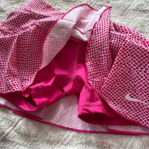 Nike Dri-Fit Pink Printed Pleated Tennis Skirt - Picture 8 of 9